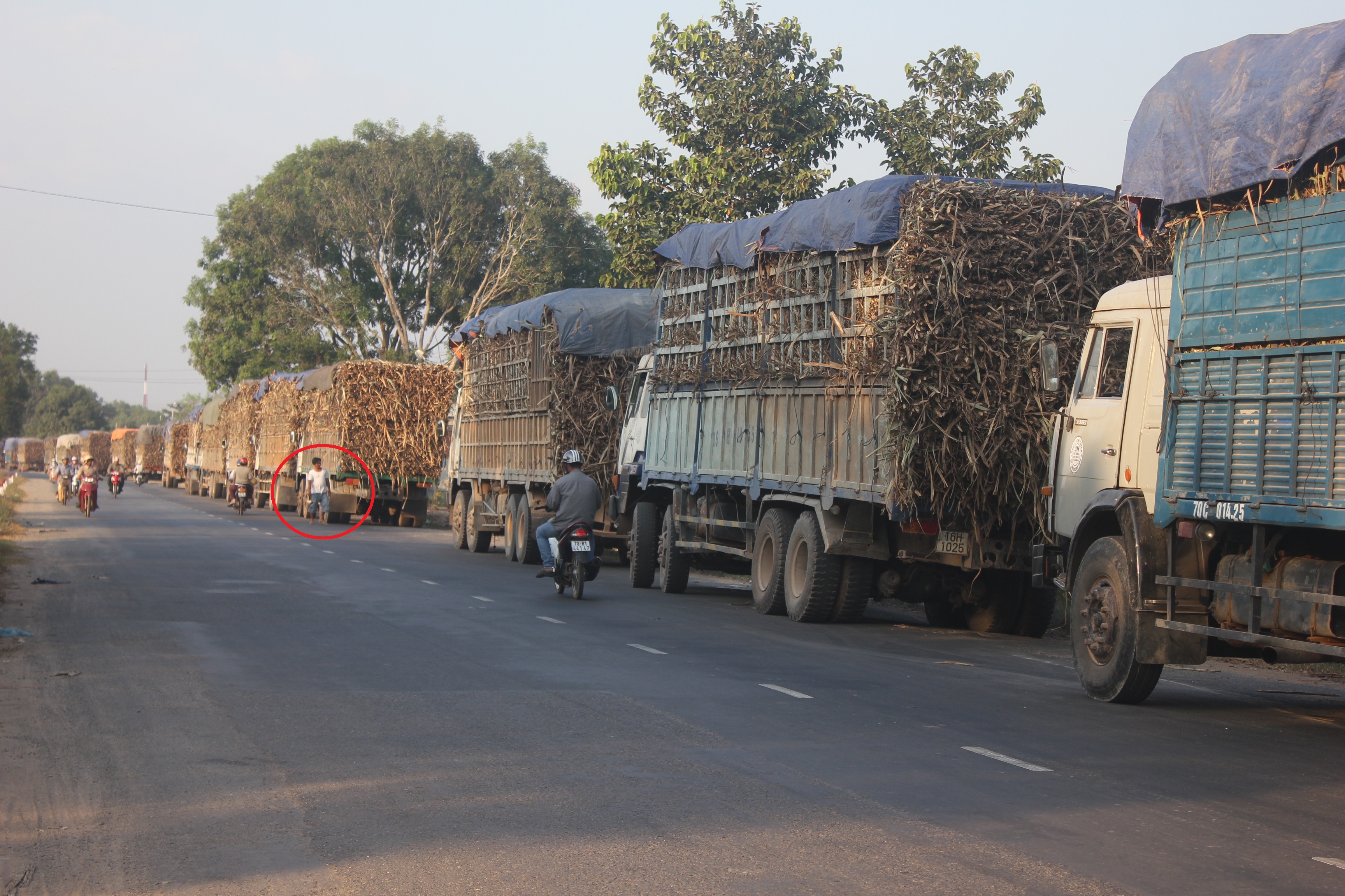 Tây ninh bán xe tải 700 kg 800kg 850kg900kg 1 tấn trả góp  Phước Hải   MBN139221  0938805424